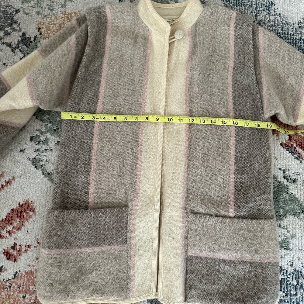 Vintage Berit Havre Vevstue Norway Women’s Pure Wool Coat Wide Sleeve size small - Picture 8 of 16